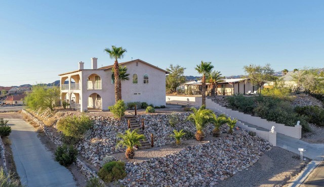 2 Mi to River, Lake Mohave and Laughlin Casinos
