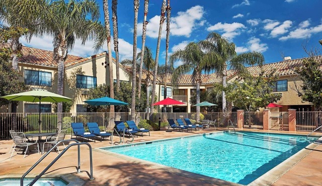 2 Queen Beds | Outdoor Courtyard, Fire Pit, Heated Swimming Pool & Hot Tub