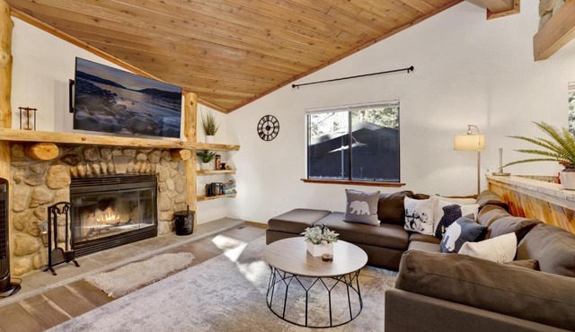 2210-Sherwood Chalet chalet