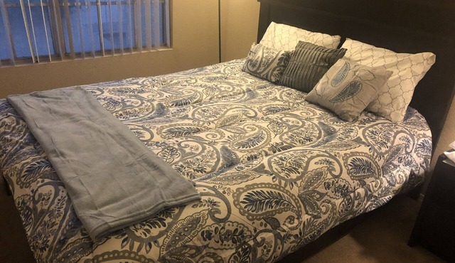 3 bedrooms & 2 full bath close to westgate in Glendale in Phoenix