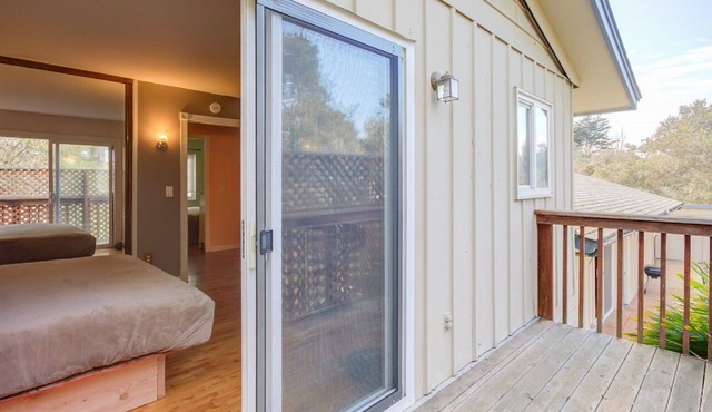 30 nights or more in Del Rey Oaks CA