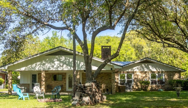 3BR/2.5BA close to Beach, Casinos & Downtown Ocean Springs! Shorebound in Ocean Springs