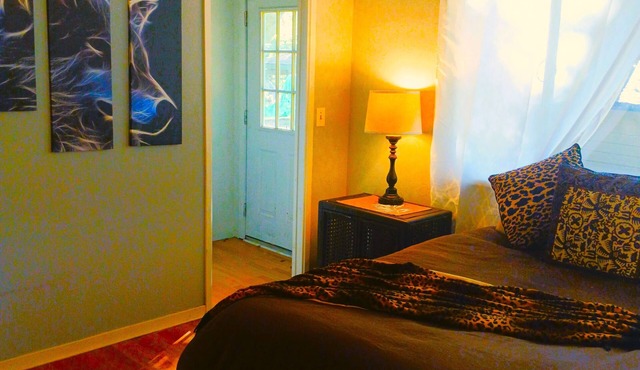 3BR Cabin available in Lupin Lodge, Los Gatos naturist resort.