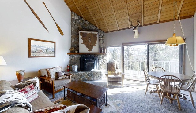 3BR Huntington Lake Condo w/mountain views, 2 decks, WiFi, & private W/D