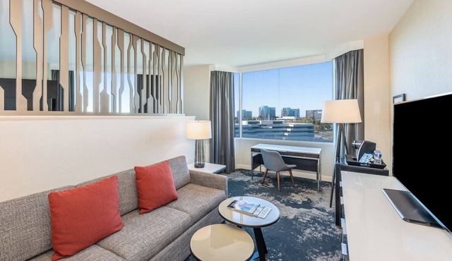 4 Junior King Suite at Grand Bay San Francisco Hotel, Pet-friendly Property