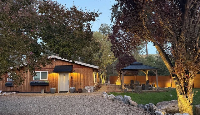 4 Miles from Murphys Ideal Outdoor space with plenty of parking in Vallecito
