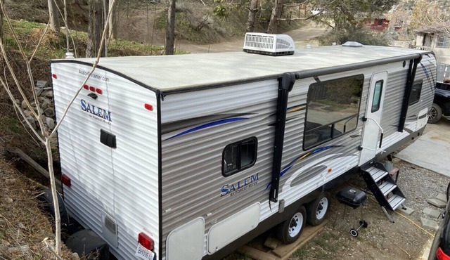 40-foot Recreational Vehicle