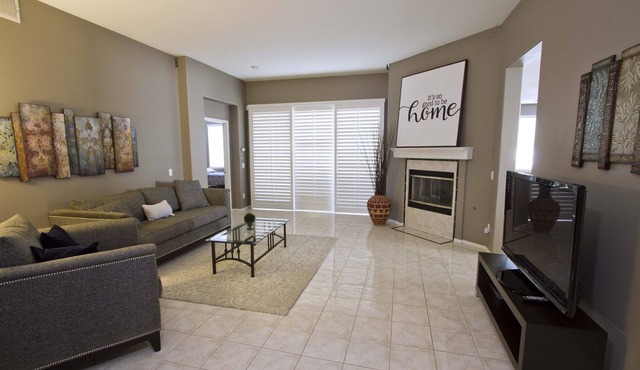 4BR/3BTH SINGLE STORY FOR TEMECULA WINERIES >30 DAY FULLY FURNISHED RENTAL-WOW!