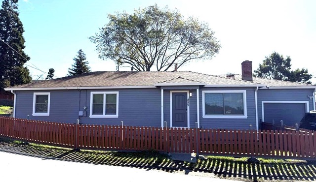 4BR Retreat Near Garin Park – Scenic Trails, Pet-Friendly, Fast WiFi