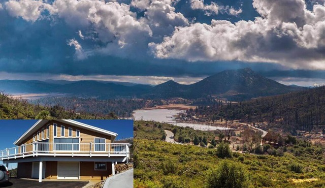 A LIVING CANVAS Amazing Lake View Custom Home