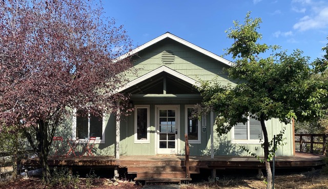 Adorable 2Bd/2Bth w/office near Yosemite & Bass Lake