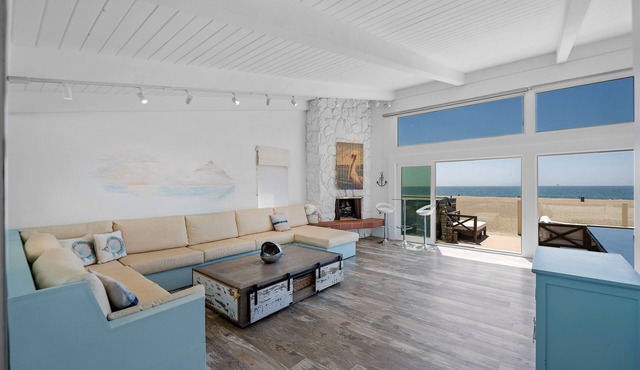 Airy Silver Strand Beachfront Retreat- with large deck and spa!