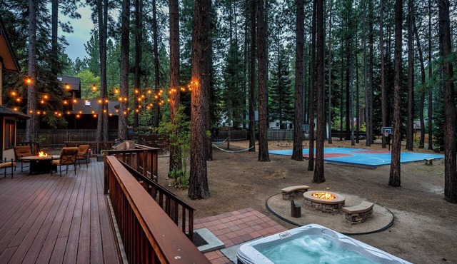 Alpine Summit Lodge, Private Estate on 1.2 Acres