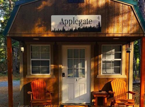 Applegate Cabin 2 in O'Brien