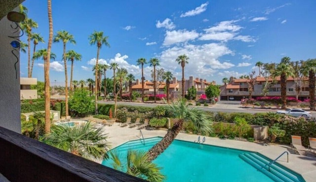 -> April & May 2026 specials! <- DT Palm Springs Condo 2 Owls