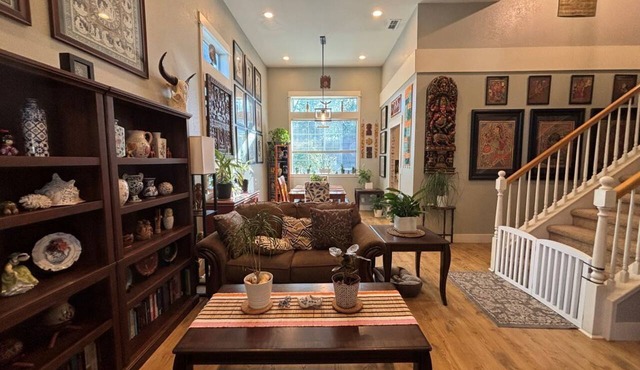 Artful 3 Bedroom Folsom Vacation Rental with Mandala Garden
