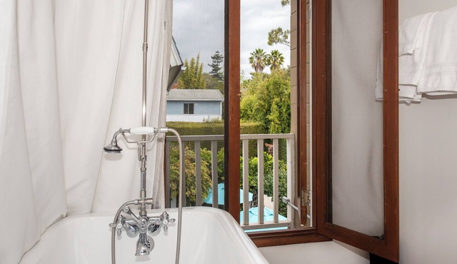 Bath Street Inn