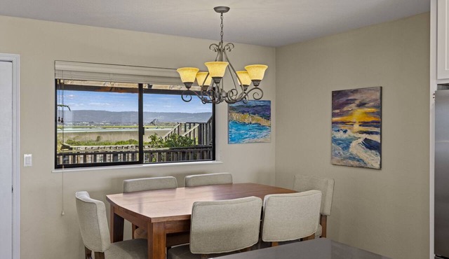 Beach Condo: Pelican 78