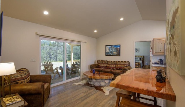 Bear Paw Cabin new construction near Yosemite