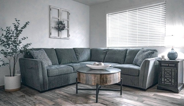 Beautiful 3 bedroom 2 bath Luxury Unit