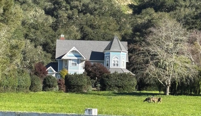 Beautiful 5-bedroom house in rural San Luis Obispo near Avila and Pismo Beach