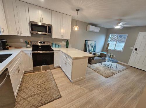 Beautiful new construction 1br with full size appliances centrally located