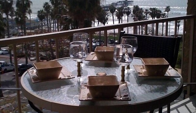 Beautiful White Water Views-Steps to beach,pier,shopping,PierBowlGem!