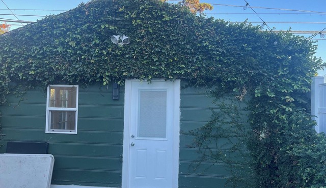 Beautifully renovated Private guesthouse.