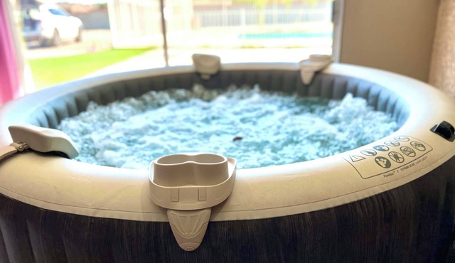 best house for families pool/jacuzzi/playground