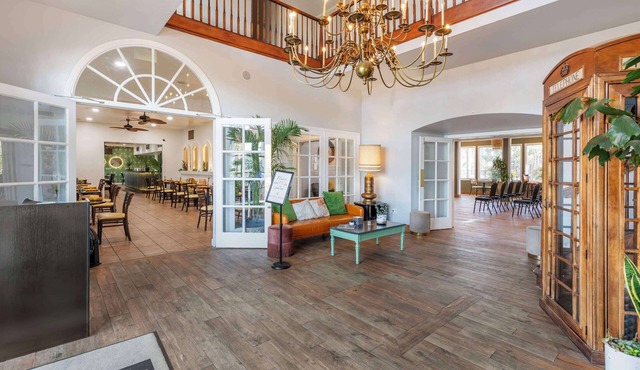 Best Western Plus Hill House