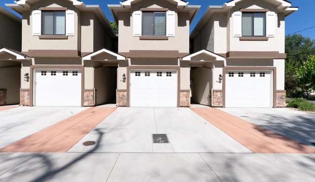 Boho Townhome in Carson City 10 Mins From Downtown, 30 Mins To Lake Tahoe