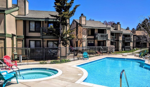 Boulder Bay Lakeside Condo - Condo, great location for kayaking and paddle boarding! Heated Pool!