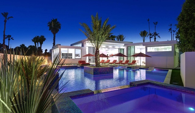 Brand New Luxurious Home 5Bed 5.5Bath, 2,000SqFt Resort Pool. Breathtaking Views