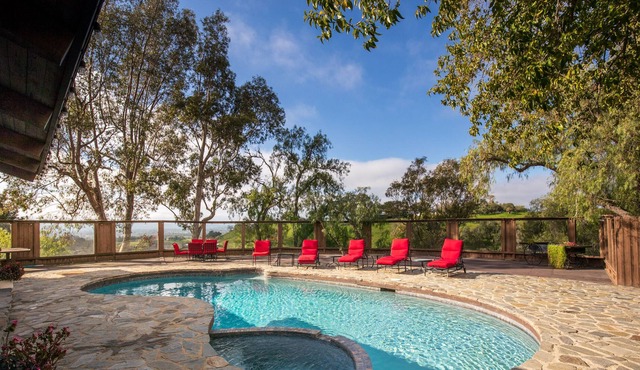 Breathtaking Views,Pool/Spa,4BR/4Ba,5 Min to Town!