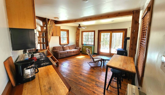 Cabin Retreat in Southern Vermont in Putney