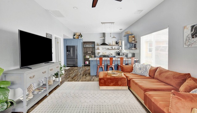 Cactus Casa - Pet, king bed, wlk2DT, Chefs kitchen