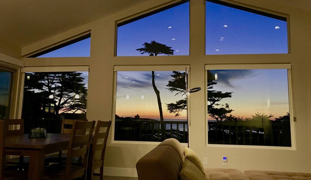 Cambria Park Shores, across from beach amazing Views!