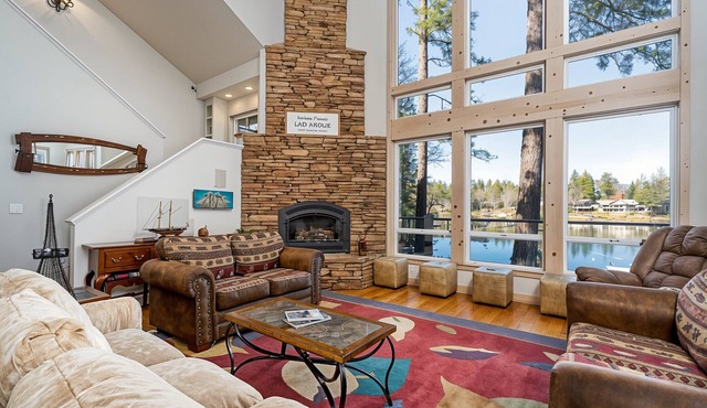 Casa Cassaretto - This Beautiful Lakefront Home is Only 50 yards from Marina Beach by Yosemite Region Resorts