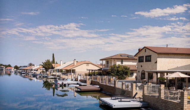 Casa Del Lago + Private Boat Dock + Lakefront