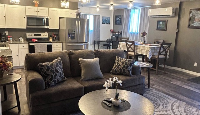 Charming 1-bedroom apartment in enchanting Elko with WiFi, AC