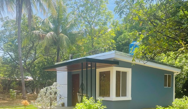 Charming 2-bedroom cottage in beautiful Masaya with AC, WiFi in Masaya
