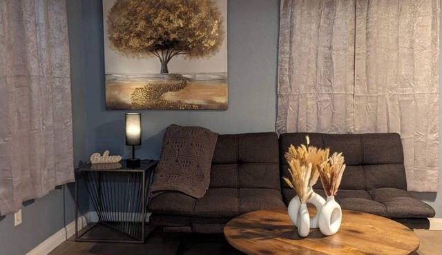Charming 2-bedroom apartment in wonderful Bakersfield