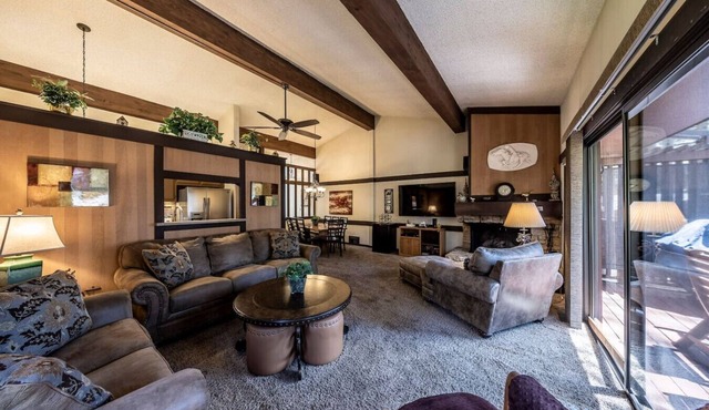 Charming Condo | Private Beach & Decks | Sleeps 8