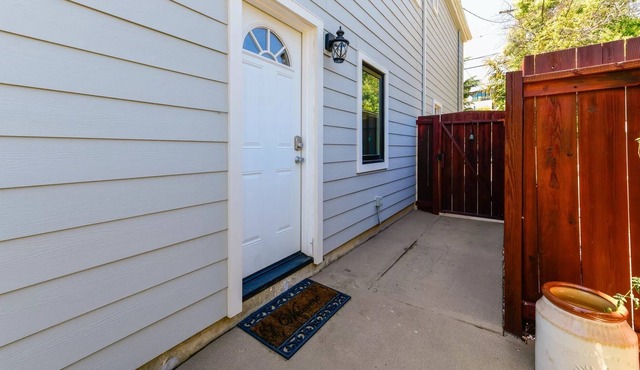 Charming Guest House in Marin in San Anselmo