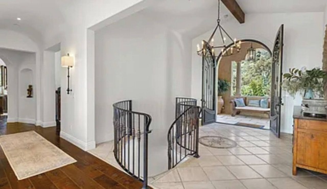 Charming house with WiFi in marvelous Santa Barbara
