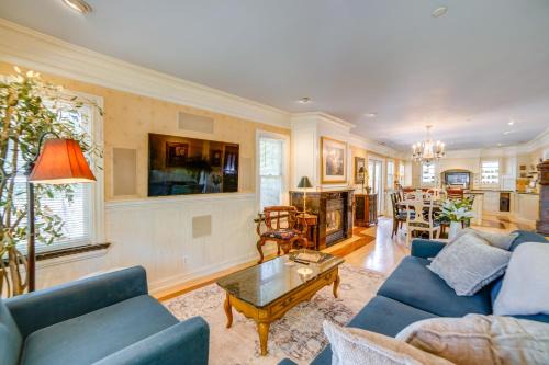 Charming Sonoma Wine Country Home Base w/Extras