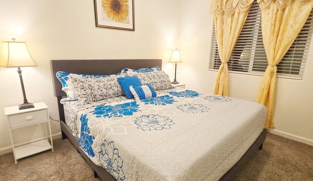 Charming studio in wonderful Tulare with WiFi, AC