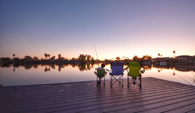 Charming Sunset Lake House with Private Dock
