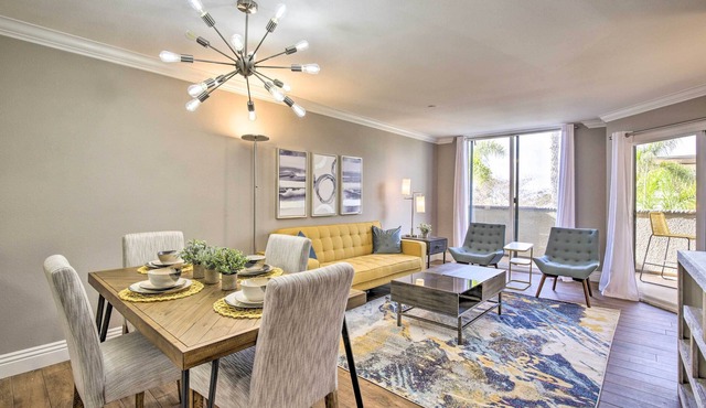 Chic La Jolla Condo: Walk to Beach & Village! in La Jolla