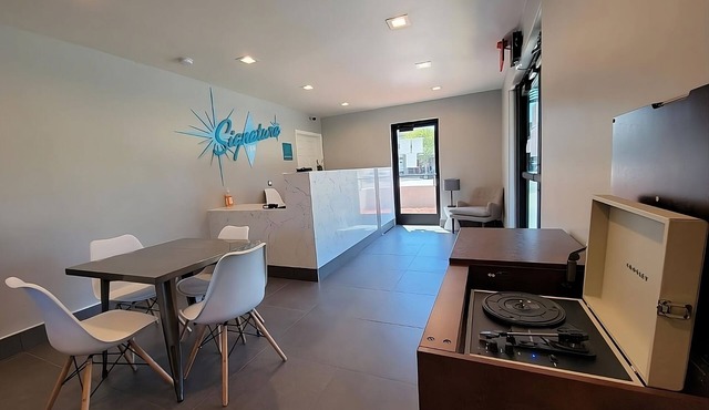 Close to De Saisset Museum! 3 Modern Units, FREE Parking Onsite!